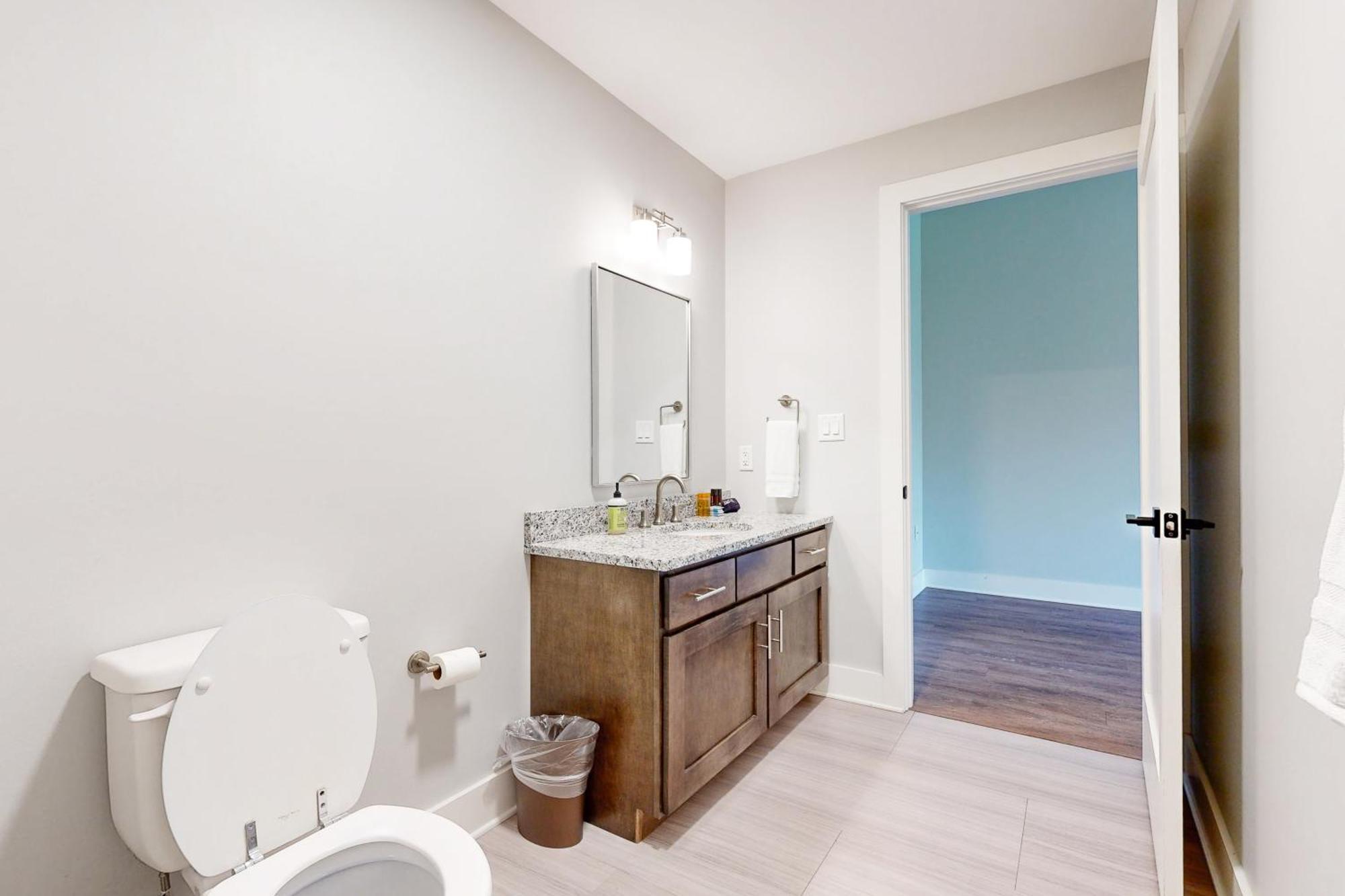 Haywood Chic Retreat Unit 215